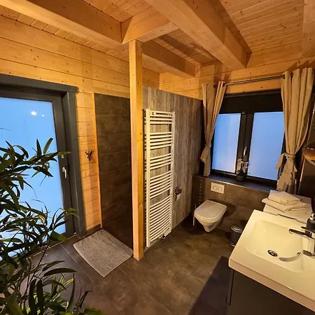 Prázdninový dům Harz - Blockhaus, 4 Und 5 Sterne Blockhaeuser, Sauna Und Kamin, Rh *